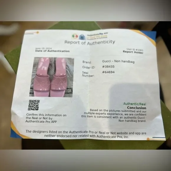 Gucci Rubber Slides Pink Size 8 - Picture 9 of 10